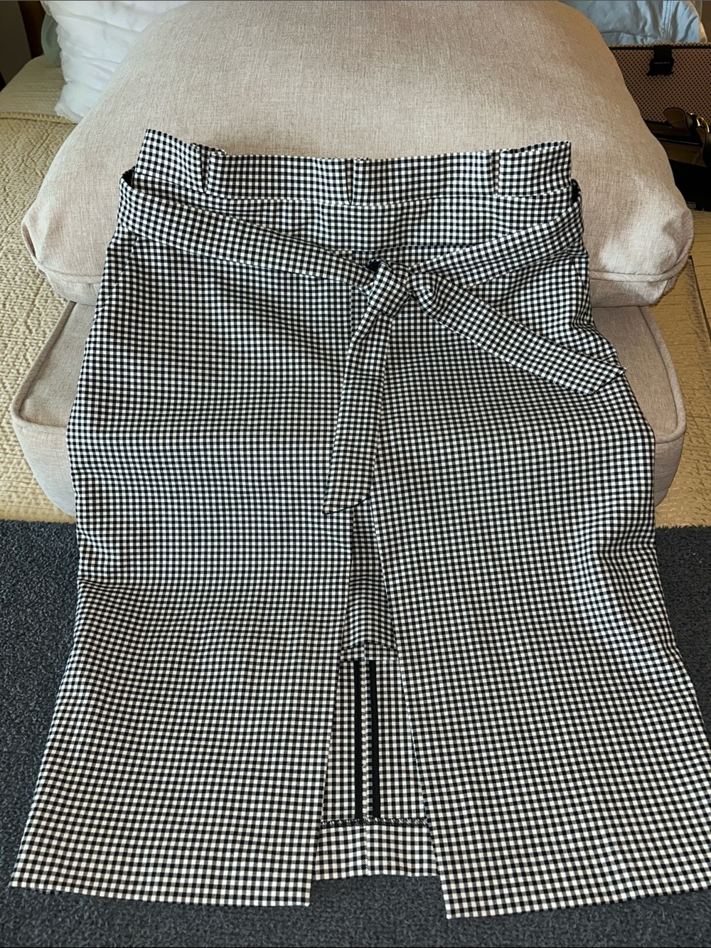 White House Black Market Black and White Gingham Skirt or Top - Picture 3 of 10
